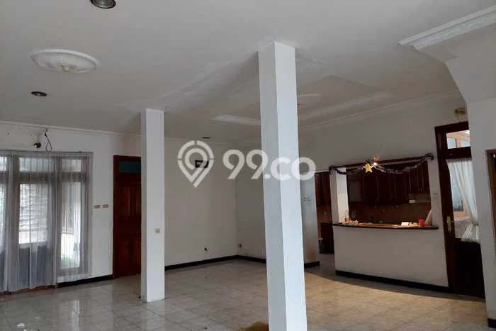 Rumah Eksklusif Dijual LT 200m2 di Kembangan, Jakarta Barat Rumah Eksklusif Dijual LT 200m2 di Kembangan, Jakarta Barat