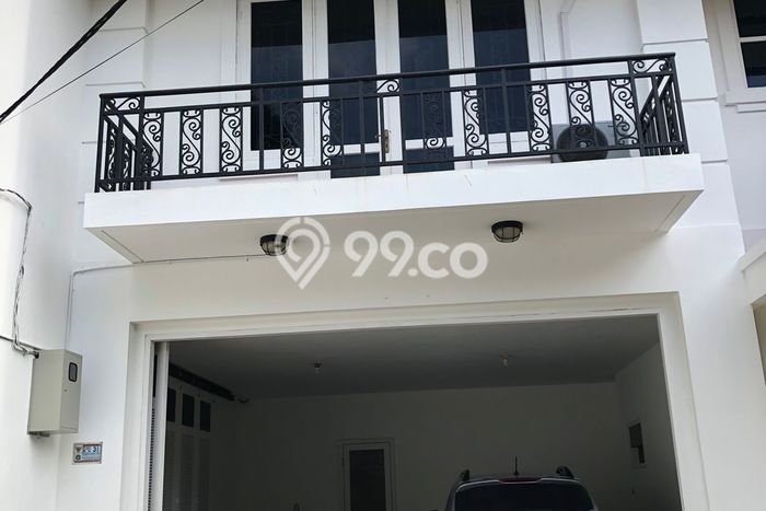 Rumah sewa siap huni 6 KT di Kemang, Jakarta Selatan Rumah sewa siap huni 6 KT di Kemang, Jakarta Selatan