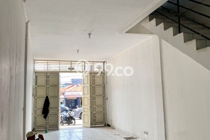 Ruko Disewakan Cepat di Cipondoh Tangerang LB 288m2 Ruko Disewakan Cepat di Cipondoh Tangerang LB 288m2
