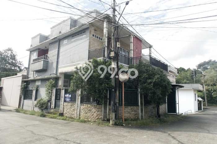 Rumah Modern 4 KT di Pondok Benda Tangerang Full Furnished Rumah Modern 4 KT di Pondok Benda Tangerang Full Furnished