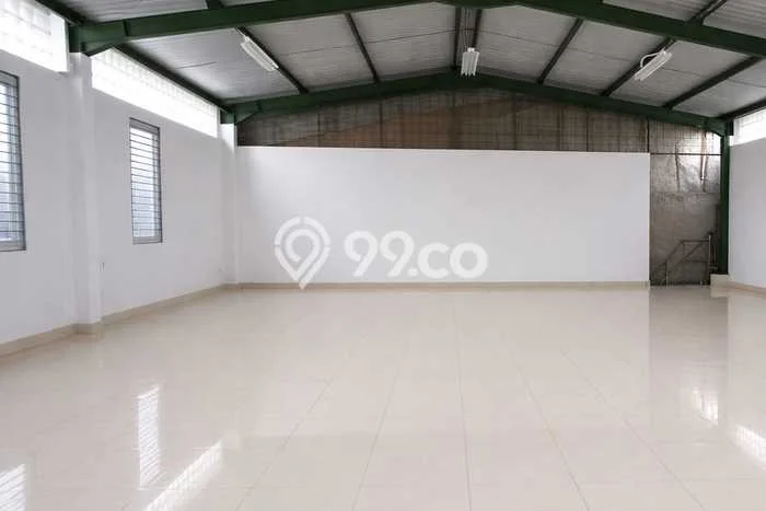 Unit Gudang Disewakan di Kopo di Area Ramai & Strategis Unit Gudang Disewakan di Kopo di Area Ramai & Strategis