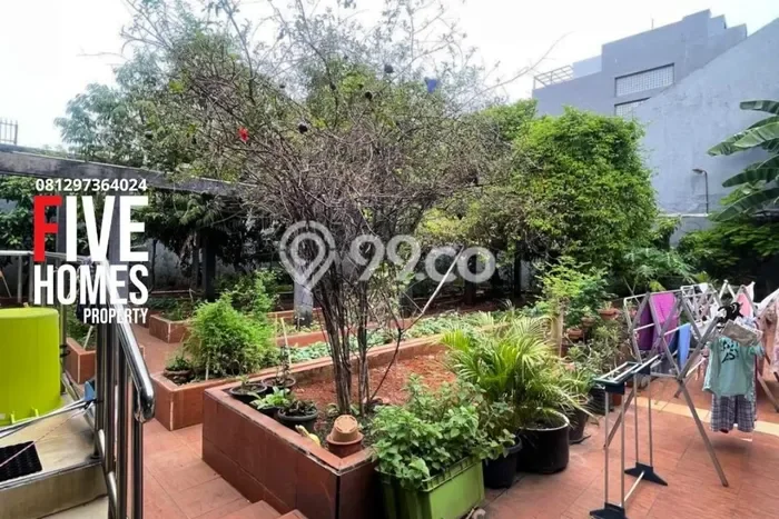 Rumah Elit Modern Siap Huni di Pondok Indah Jakarta Selatan Rumah Elit Modern Siap Huni di Pondok Indah Jakarta Selatan
