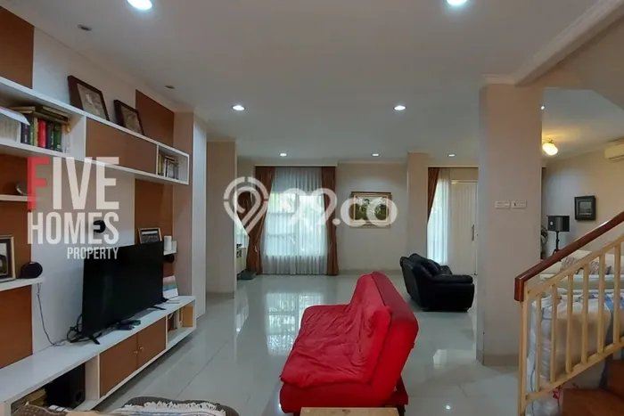 Hunian Super Elit dengan Akses Paling Strategis di Sektor 5 - Bintaro, Tangerang Selatan Hunian Super Elit dengan Akses Paling Strategis di Sektor 5 - Bintaro, Tangerang Selatan