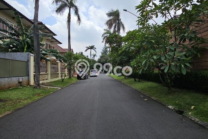 Jual Rumah Mewah Megah Dengan View Eksklusif di Pondok Indah, Jakarta Selatan Jual Rumah Mewah Megah Dengan View Eksklusif di Pondok Indah, Jakarta Selatan