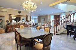 Rumah Elit LB 600m2 Siap Huni Desain Elegan di Pondok Indah, Jakarta Selatan Rumah Elit LB 600m2 Siap Huni Desain Elegan di Pondok Indah, Jakarta Selatan