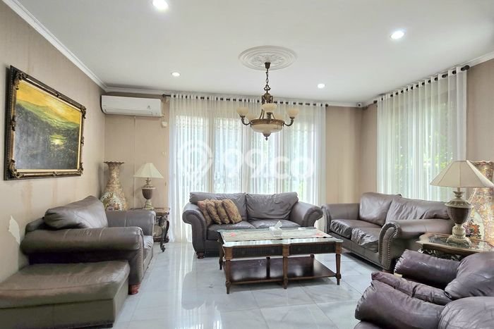 Ready to Use! Premium House LT 804m2 Desain Modern di Pondok Indah Ready to Use! Premium House LT 804m2 Desain Modern di Pondok Indah