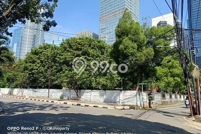 Tanah Dijual di Jakarta Selatan Seluas 10000m2 Strategis Tanah Dijual di Jakarta Selatan Seluas 10000m2 Strategis