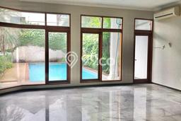 Rumah Luxury Modern Tanpa Renovasi di Cipete Jakarta Selatan Rumah Luxury Modern Tanpa Renovasi di Cipete Jakarta Selatan