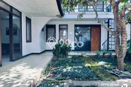 Dijual Rumah Mewah Elegan Dengan View Eksklusif di Geger Kalong, Bandung Dijual Rumah Mewah Elegan Dengan View Eksklusif di Geger Kalong, Bandung