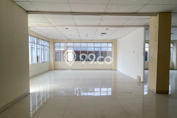 Kantor Dijual di Menteng Jakarta Pusat dengan LB 1850m2 Kantor Dijual di Menteng Jakarta Pusat dengan LB 1850m2
