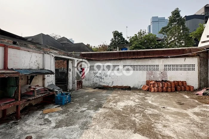 Jarang Ada! Tanah di Menteng Punya Luas 391m2 SHM Jarang Ada! Tanah di Menteng Punya Luas 391m2 SHM