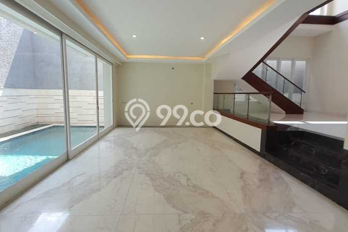 Rumah Luxury Modern Tanpa Renovasi di Pondok Indah Jakarta Selatan Rumah Luxury Modern Tanpa Renovasi di Pondok Indah Jakarta Selatan