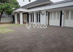 Rumah Luxury Modern Tanpa Renovasi di Bangka Jakarta Selatan Rumah Luxury Modern Tanpa Renovasi di Bangka Jakarta Selatan