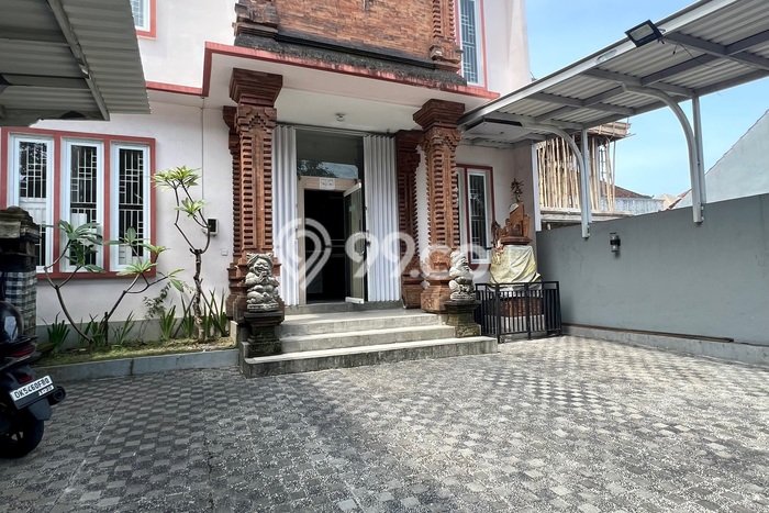 Ruko untuk Disewa di Pusat Badung Luas Bangunan 246m2 Ruko untuk Disewa di Pusat Badung Luas Bangunan 246m2
