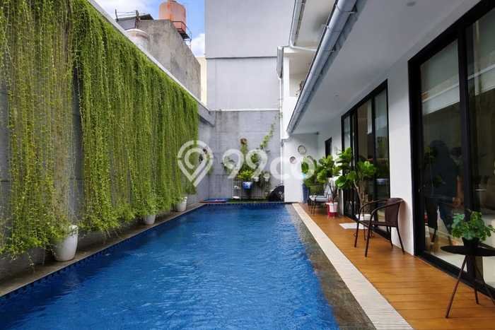 Dijual Rumah Mewah Megah Dengan View Eksklusif di Bintaro, Tangerang Selatan Dijual Rumah Mewah Megah Dengan View Eksklusif di Bintaro, Tangerang Selatan