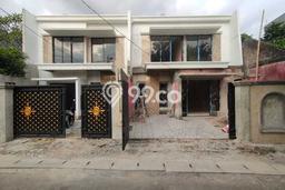 Dijual Rumah Strategis Bagus Punya 3 KT di Larangan Tangerang SHM Dijual Rumah Strategis Bagus Punya 3 KT di Larangan Tangerang SHM