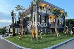 Hunian Elit LB 726m2 Siap Huni Desain Elegan di Alam Sutera, Tangerang Hunian Elit LB 726m2 Siap Huni Desain Elegan di Alam Sutera, Tangerang