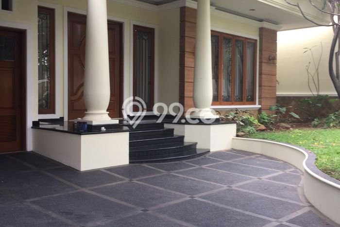 Best Deal Hunian Mewah Ideal dan Luas di Menteng, Jakarta Pusat Best Deal Hunian Mewah Ideal dan Luas di Menteng, Jakarta Pusat