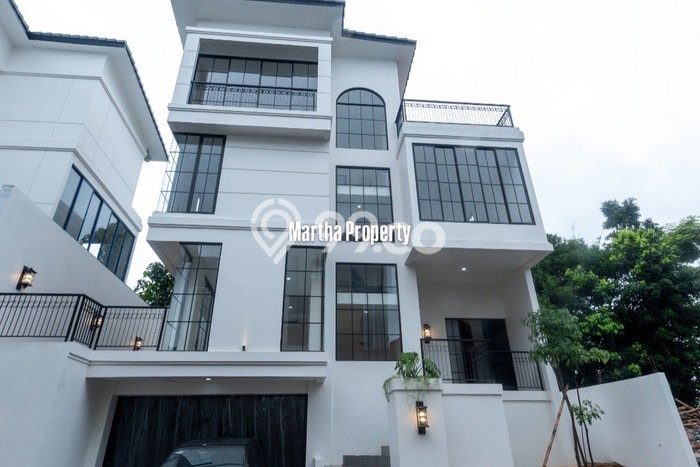 Hot Offer Hunian Mewah Ideal dan Luas di Jagakarsa, Jakarta Selatan Hot Offer Hunian Mewah Ideal dan Luas di Jagakarsa, Jakarta Selatan