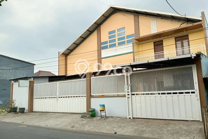Kantor Dijual di Malang LT 544m2 & LB 525m2 Lokasi Terbaik! Kantor Dijual di Malang LT 544m2 & LB 525m2 Lokasi Terbaik!