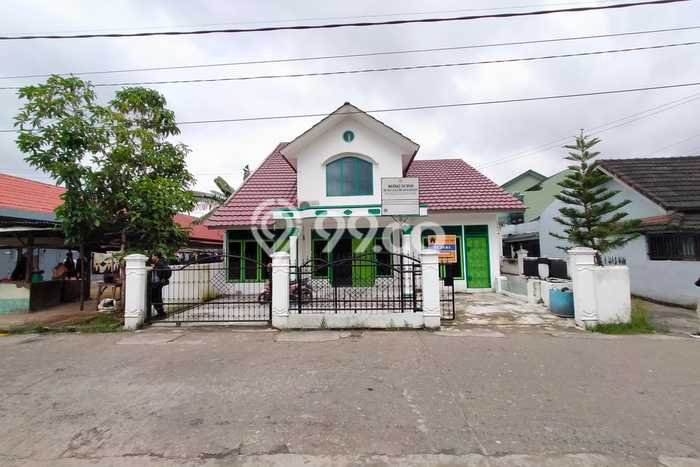 Dijual Rumah 8 Kamar Lokasi Strategis Bagus dan Strategis di Seberang Ulu II Dijual Rumah 8 Kamar Lokasi Strategis Bagus dan Strategis di Seberang Ulu II