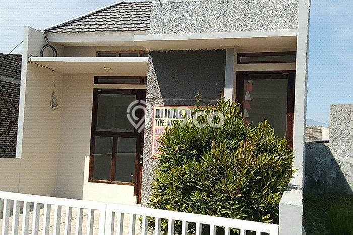 Dijual Rumah Siap Huni di Cibiru Bandung Harga Rp 385 Juta LT 70m2 Dijual Rumah Siap Huni di Cibiru Bandung Harga Rp 385 Juta LT 70m2