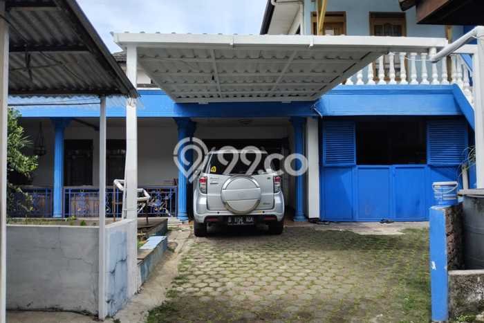 Rumah Elit Modern Tanpa Renovasi di Cikutra Bandung Rumah Elit Modern Tanpa Renovasi di Cikutra Bandung