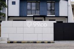 Rumah Luxury Modern Tanpa Renovasi di Sutorejo Surabaya Rumah Luxury Modern Tanpa Renovasi di Sutorejo Surabaya