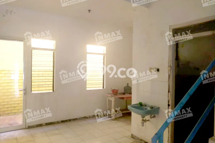 Disewakan Ruko di Kawasan Ramai Tidar Luas 390m2 Disewakan Ruko di Kawasan Ramai Tidar Luas 390m2