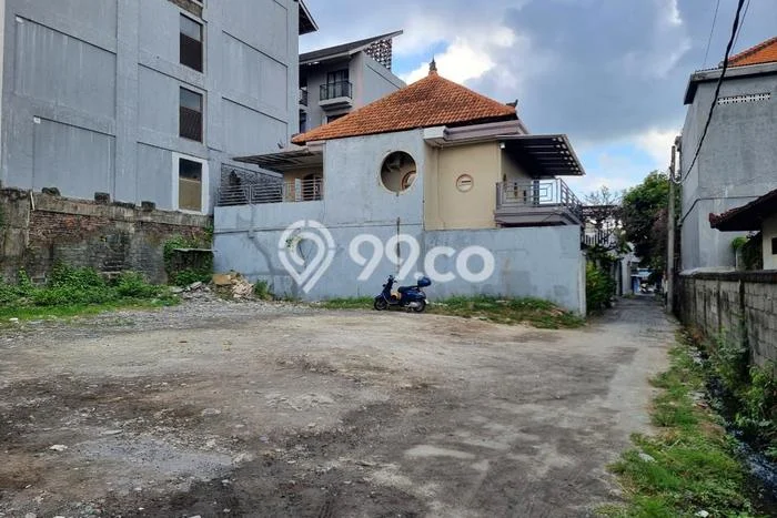 Tanah Dijual di Badung Seluas 300m2 Strategis Tanah Dijual di Badung Seluas 300m2 Strategis
