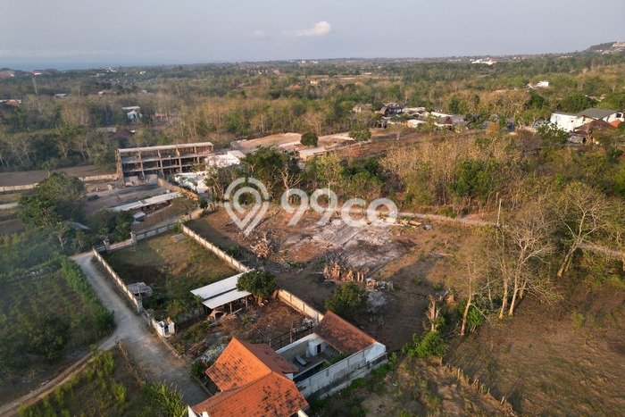 Kavling Tanah untuk Dijual di Pecatu, Badung, Luas 2150m2 Kavling Tanah untuk Dijual di Pecatu, Badung, Luas 2150m2
