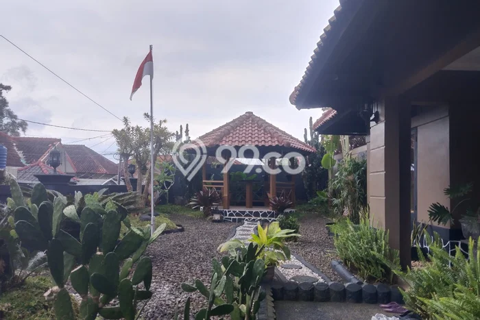 Dijual! Vila di Cipanas, Dimensi 400m2m², Lokasi Strategis Dijual! Vila di Cipanas, Dimensi 400m2m², Lokasi Strategis