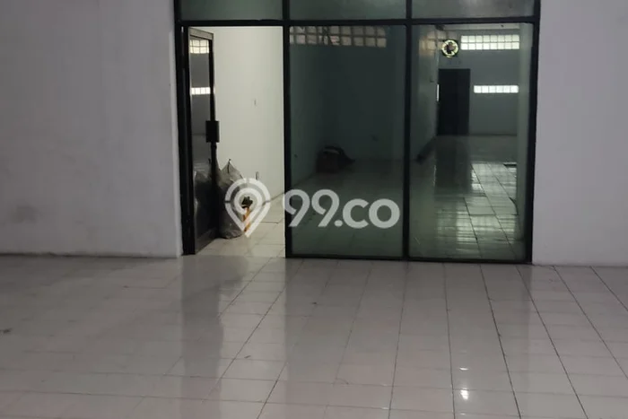 Ruko Disewa di Jakarta Timur dengan LB 167m2 Area Komersial Ramai Ruko Disewa di Jakarta Timur dengan LB 167m2 Area Komersial Ramai