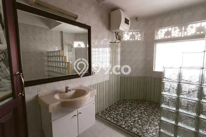 For Sale! Luxury House LT 400m2 Desain Elegan di Sanur For Sale! Luxury House LT 400m2 Desain Elegan di Sanur