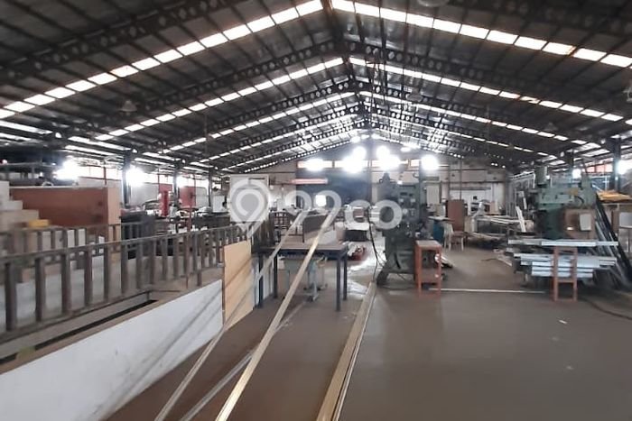 Unit Gudang Dijual di BSD Tangerang Selatan Luas Bangunan 6380m2 Unit Gudang Dijual di BSD Tangerang Selatan Luas Bangunan 6380m2