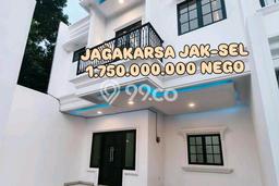 Rumah Modern Cantik 4 KT Bisa Langsung Pindah di Jagakarsa Rumah Modern Cantik 4 KT Bisa Langsung Pindah di Jagakarsa