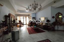 Disewakan Rumah Murah di Kemang Jakarta Selatan dengan 4 KT Disewakan Rumah Murah di Kemang Jakarta Selatan dengan 4 KT