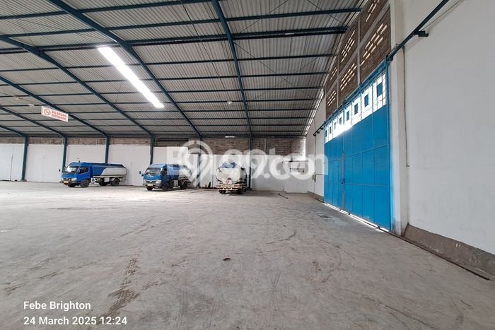 Gudang Disewa di Purworejo, Pasuruan, LT 1300m2 / LB 1200m2 Gudang Disewa di Purworejo, Pasuruan, LT 1300m2 / LB 1200m2