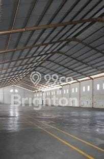 Unit Gudang Paling Strategis di Pakisaji Malang dengan LB 1102m2 Unit Gudang Paling Strategis di Pakisaji Malang dengan LB 1102m2