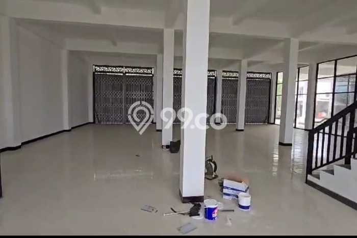 Ruko disewakan di Sukorejo Blitar dengan luas bangunan 230m2 Ruko disewakan di Sukorejo Blitar dengan luas bangunan 230m2