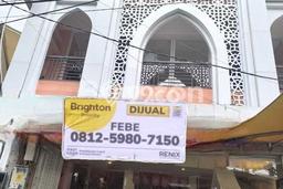 Ruko Dijual di Malang LT 122m2 & LB 144m2 Lokasi Terbaik! Ruko Dijual di Malang LT 122m2 & LB 144m2 Lokasi Terbaik!