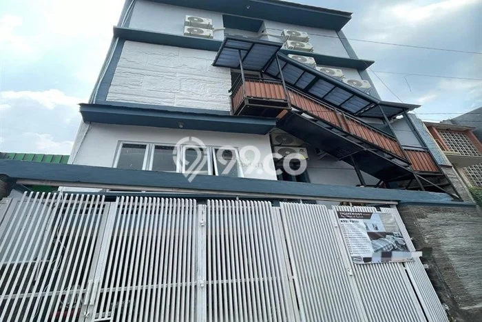 Dijual Kost di Kawasan Jagakarsa, Jakarta Selatan, Spesifikasi 21 KT, 21 KM, 350m2 Dijual Kost di Kawasan Jagakarsa, Jakarta Selatan, Spesifikasi 21 KT, 21 KM, 350m2