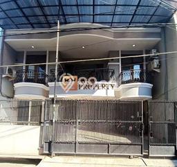 Siap Huni Rumah Mewah 4 Kamar di Kebon Jeruk Dekat ke Mana Saja Siap Huni Rumah Mewah 4 Kamar di Kebon Jeruk Dekat ke Mana Saja
