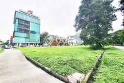 Tanah di Lippo Karawaci, Tangerang Luas 866m2 Dijual Segera Tanah di Lippo Karawaci, Tangerang Luas 866m2 Dijual Segera