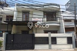 Jarang Ada! Rumah Sewa 3 Kamar Bagus Siap Huni Pluit Jarang Ada! Rumah Sewa 3 Kamar Bagus Siap Huni Pluit