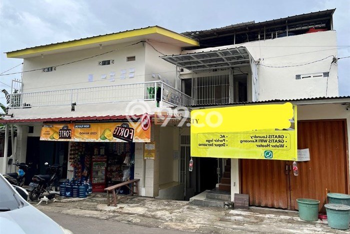 Kost Dijual di Depok II dengan 40 KT dan Luas 500m2 Kost Dijual di Depok II dengan 40 KT dan Luas 500m2