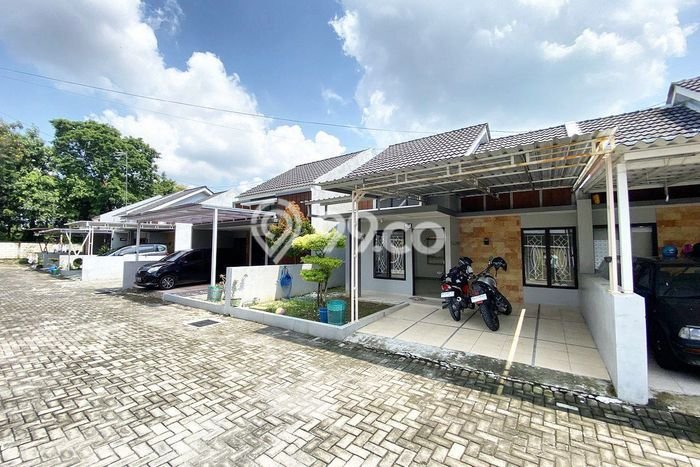 Rumah Cantik Siap Huni Di Gondangrejo Luas 45m2 Lokasi Strategis Rumah Cantik Siap Huni Di Gondangrejo Luas 45m2 Lokasi Strategis