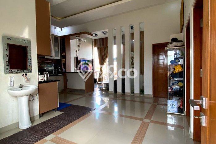 Dijual Cepat Rumah Bagus Siap Huni LB 200m2 di Mojolaban, Sukoharjo Dijual Cepat Rumah Bagus Siap Huni LB 200m2 di Mojolaban, Sukoharjo