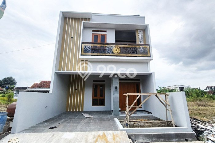 Jual Rumah Strategis Bagus Punya 3 KT di Kartasura Sukoharjo SHM Jual Rumah Strategis Bagus Punya 3 KT di Kartasura Sukoharjo SHM