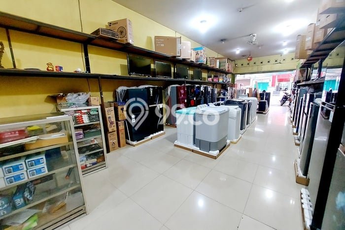 Unit Ruko Dijual di Kartasura Sukoharjo Luas Tanah 132m2, Luas Bangunan 370m2 Unit Ruko Dijual di Kartasura Sukoharjo Luas Tanah 132m2, Luas Bangunan 370m2